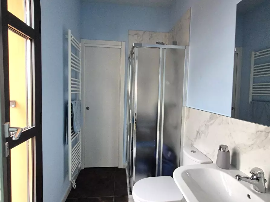 Immagine 9 di Ufficio in affitto  a Fucecchio