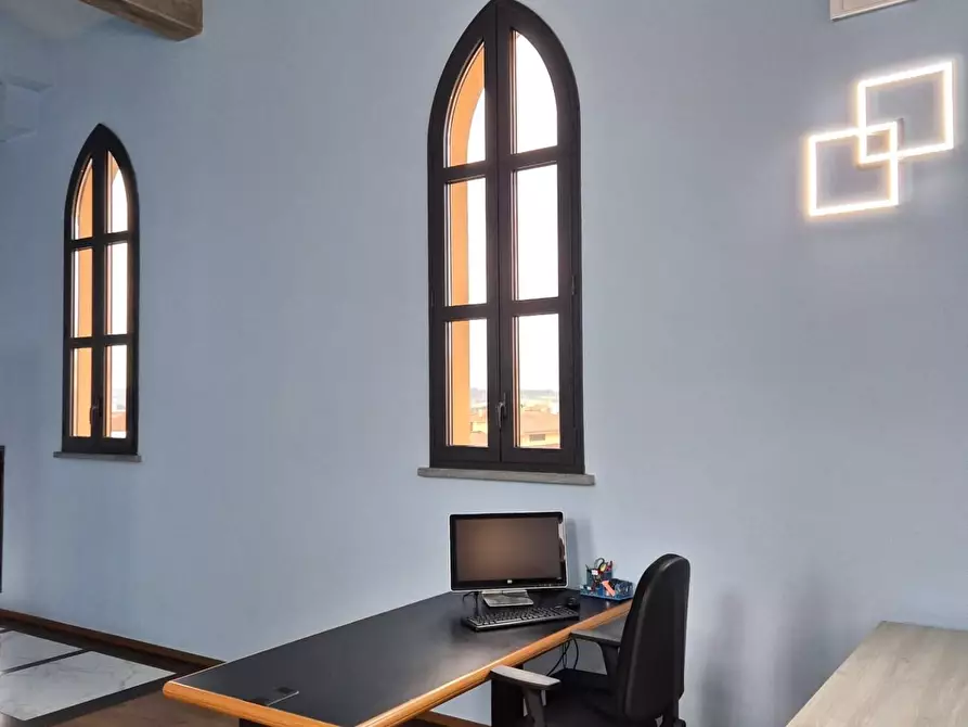 Immagine 2 di Ufficio in affitto  a Fucecchio