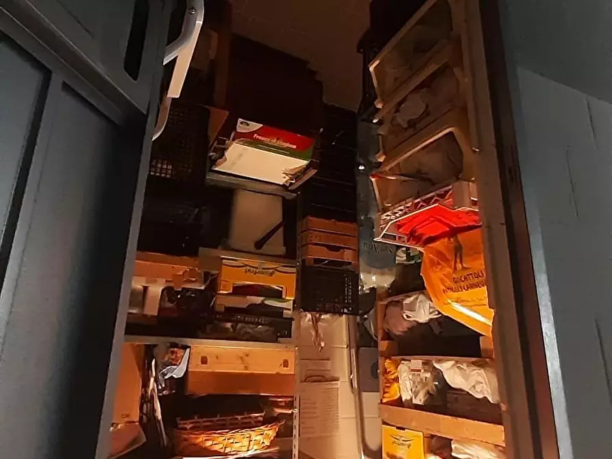 Immagine 22 di Appartamento in vendita  a La Spezia