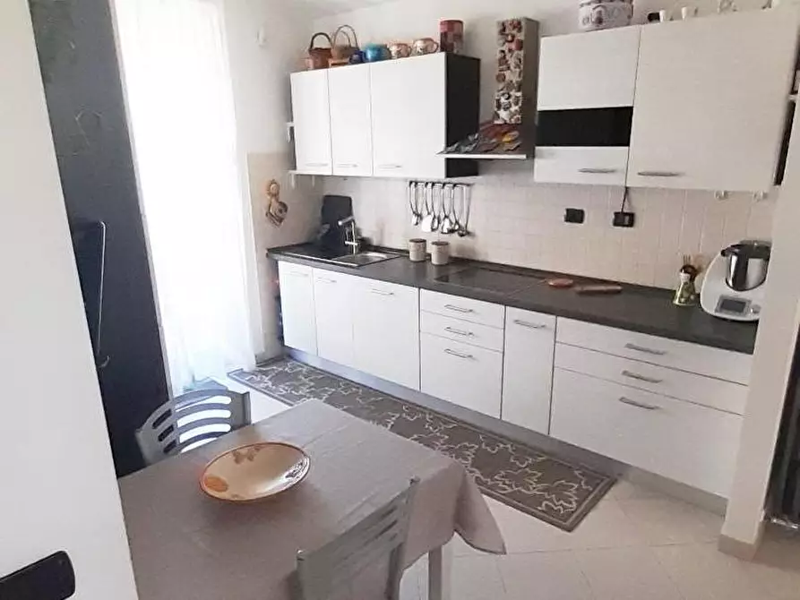 Immagine 17 di Appartamento in vendita  a La Spezia