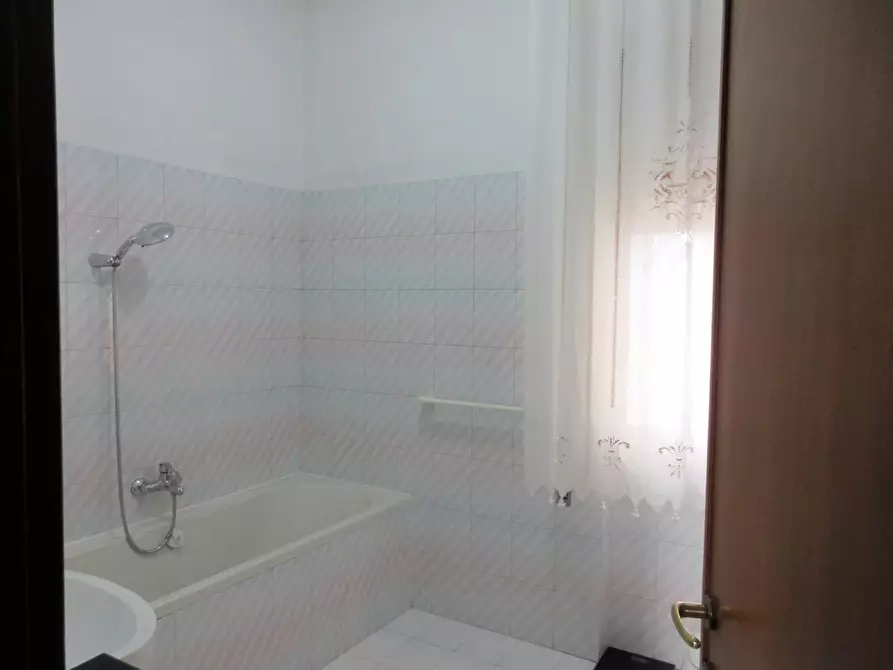 Immagine 8 di Mansarda in vendita  a Empoli