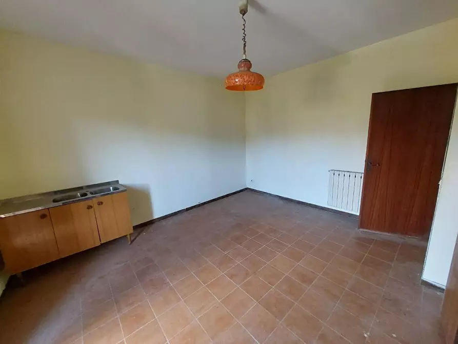 Immagine 6 di Appartamento in vendita  a Santa Maria A Monte