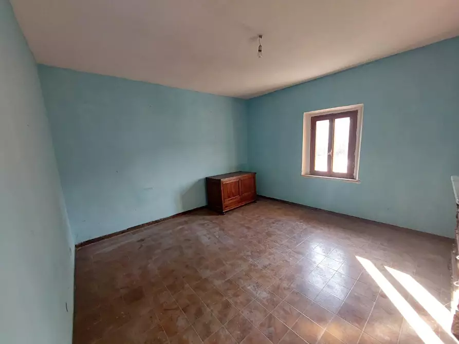 Immagine 10 di Appartamento in vendita  a Santa Maria A Monte