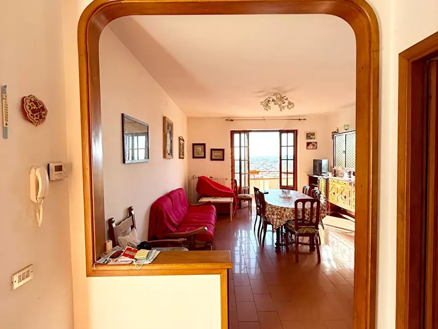 Immagine 17 di Casa bifamiliare in vendita  a Massa