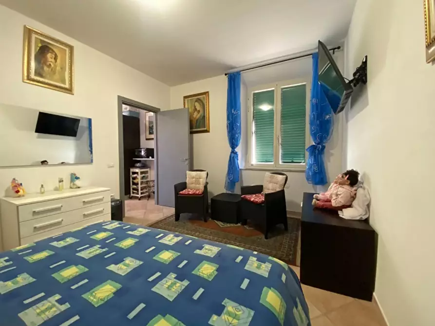 Immagine 12 di Appartamento in vendita  a Campiglia Marittima