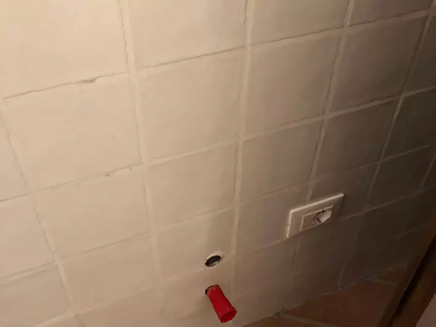 Immagine 19 di Appartamento in vendita  a Poggibonsi