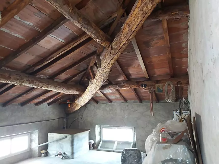 Immagine 28 di Casa indipendente in vendita  a Capannori