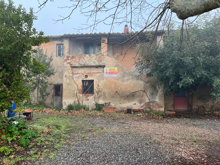 Immagine 1 di Rustico / casale in vendita  a Calcinaia