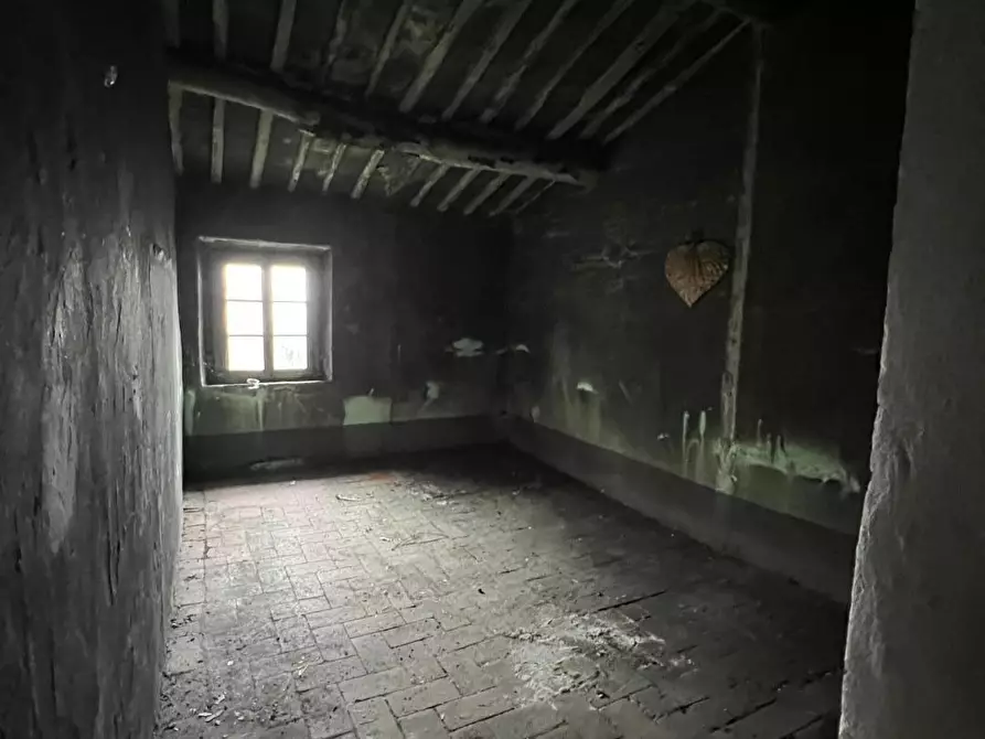 Immagine 26 di Rustico / casale in vendita  a Calcinaia