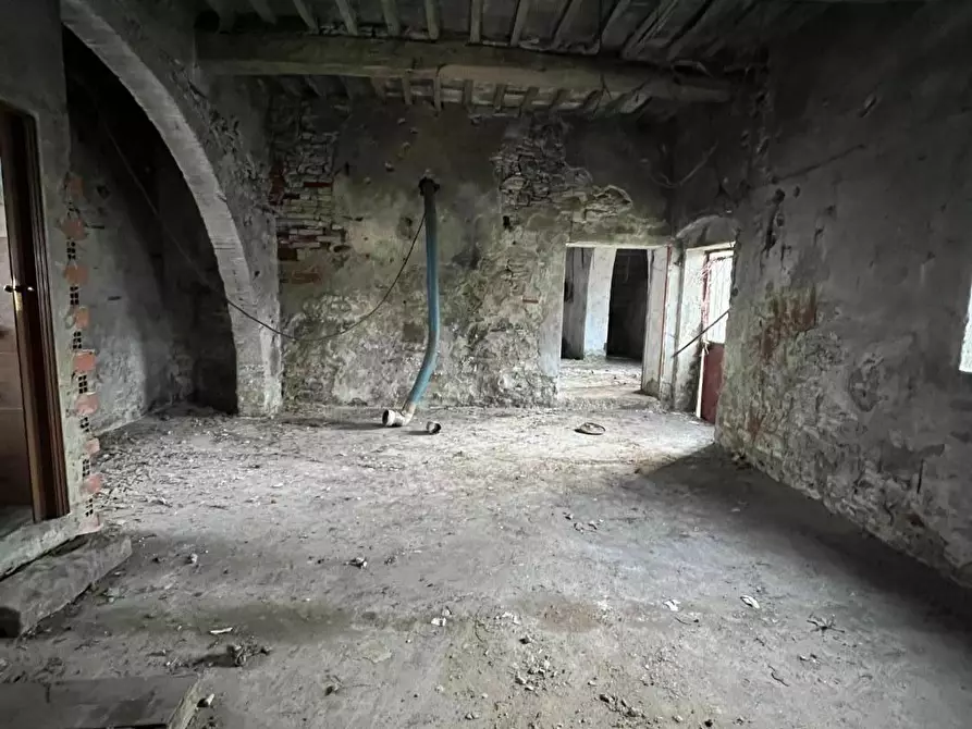 Immagine 50 di Rustico / casale in vendita  a Calcinaia