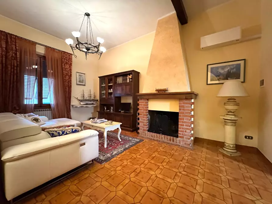 Immagine 10 di Appartamento in vendita  a Castelfiorentino