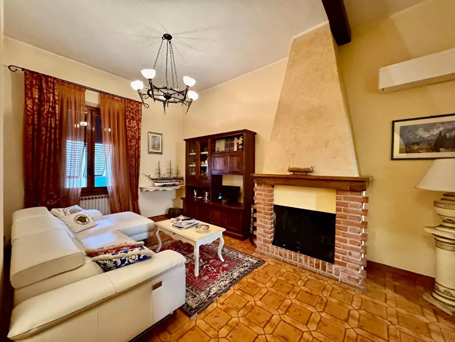 Immagine 7 di Appartamento in vendita  a Castelfiorentino