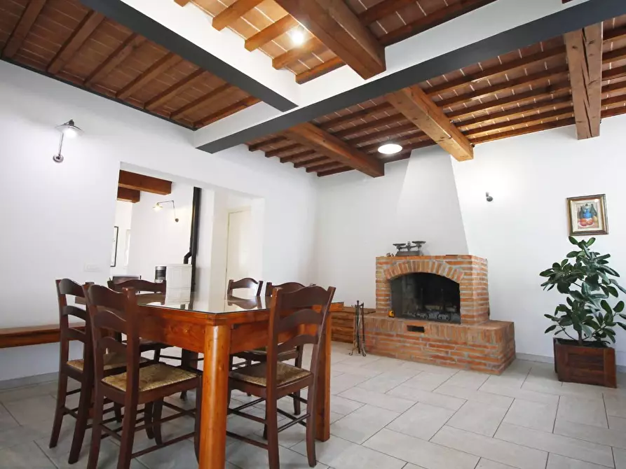 Immagine 23 di Casa colonica in vendita  a Cerreto Guidi