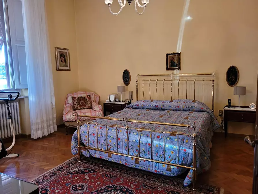 Immagine 7 di Villa in vendita  a Empoli