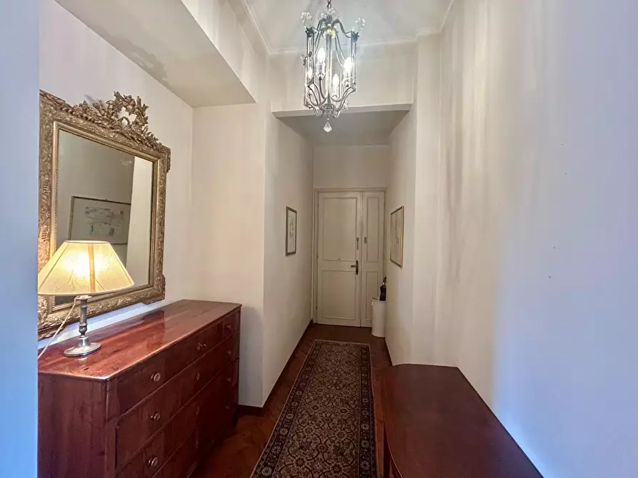 Immagine 28 di Appartamento in vendita  a Siena