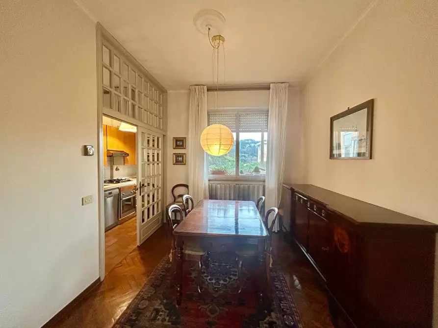 Immagine 32 di Appartamento in vendita  a Siena