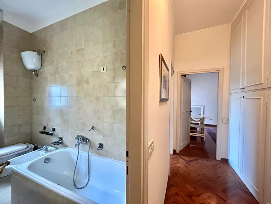 Immagine 22 di Appartamento in vendita  a Siena