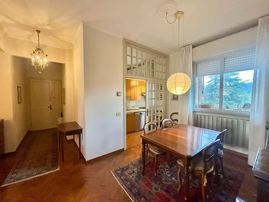 Immagine 4 di Appartamento in vendita  a Siena