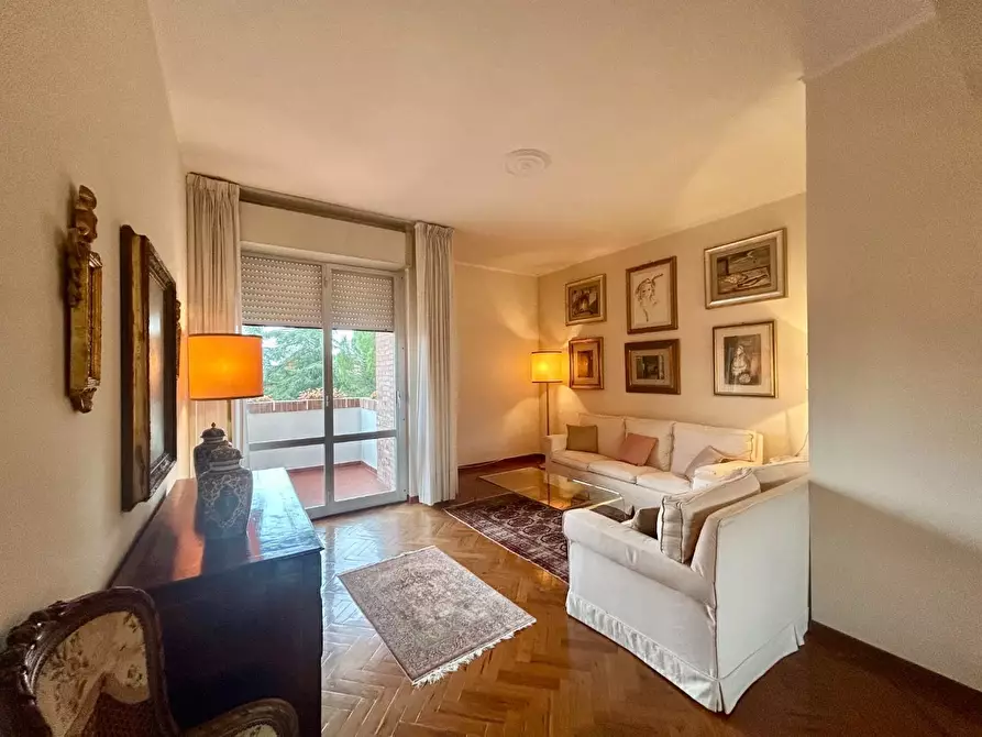 Immagine 7 di Appartamento in vendita  a Siena