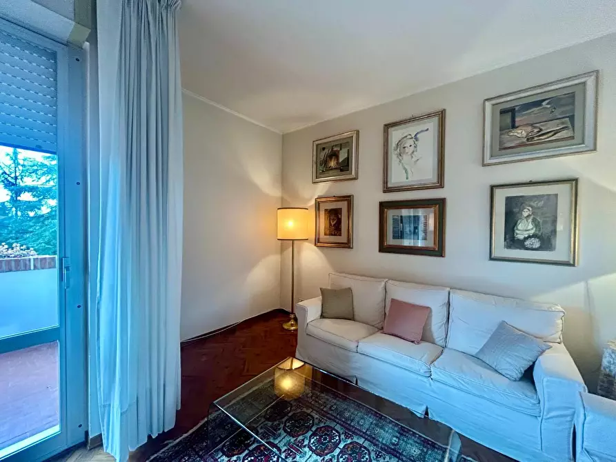 Immagine 10 di Appartamento in vendita  a Siena