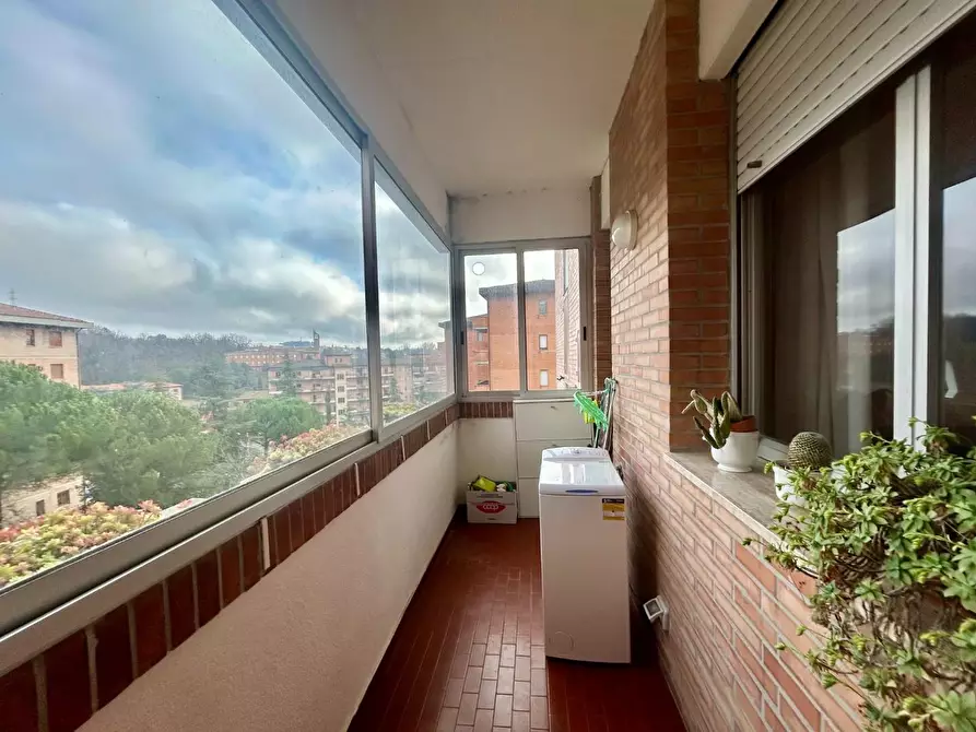 Immagine 30 di Appartamento in vendita  a Siena