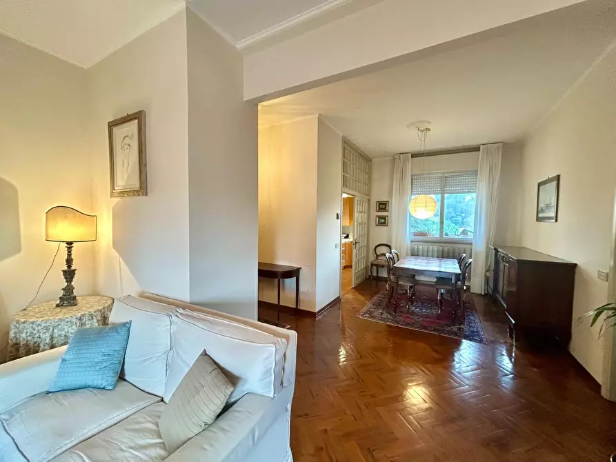 Immagine 3 di Appartamento in vendita  a Siena