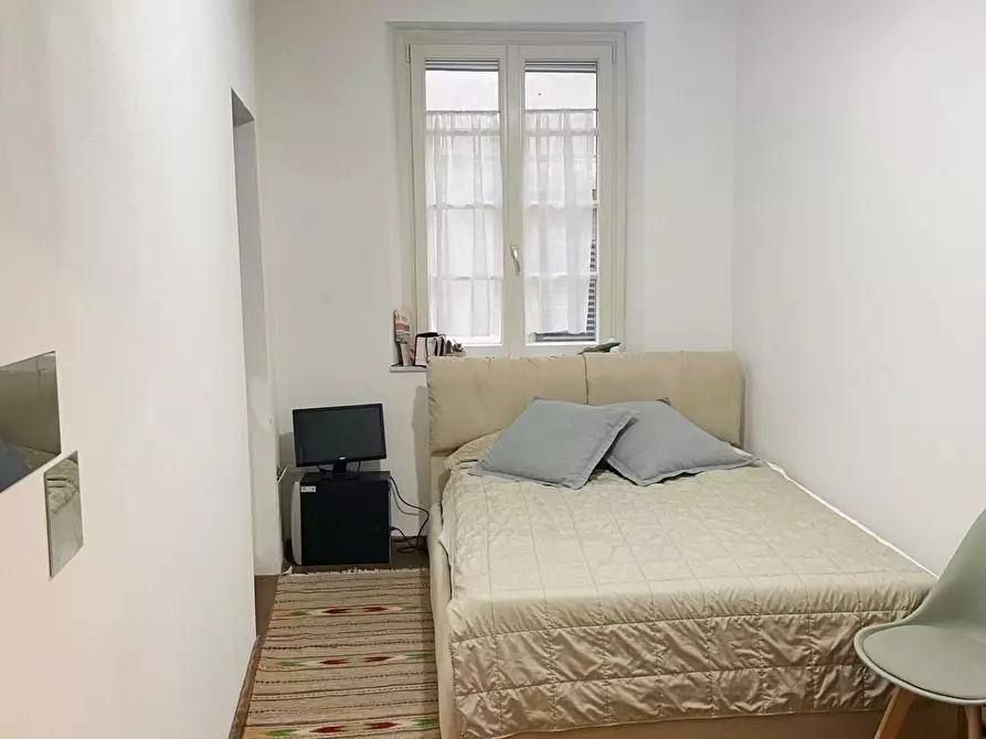 Immagine 16 di Appartamento in vendita  a Lucca