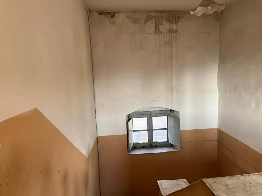 Immagine 33 di Terratetto in vendita  a Sarzana