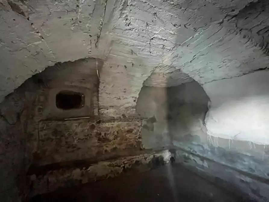 Immagine 36 di Terratetto in vendita  a Sarzana