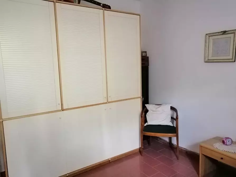 Immagine 12 di Casa bifamiliare in vendita  a Massa