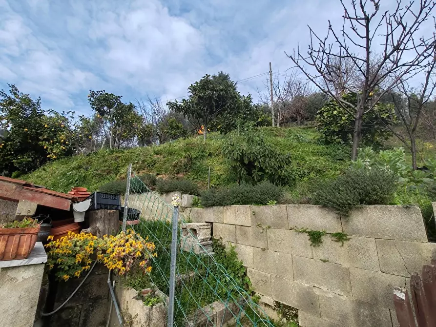 Immagine 10 di Porzione di casa in vendita  a Massa