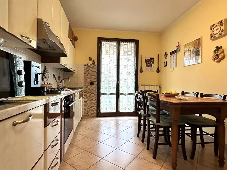 Immagine 6 di Appartamento in vendita  a Montopoli In Val D'arno