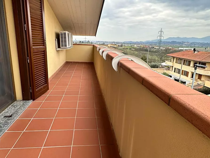 Immagine 15 di Appartamento in vendita  a Montopoli In Val D'arno