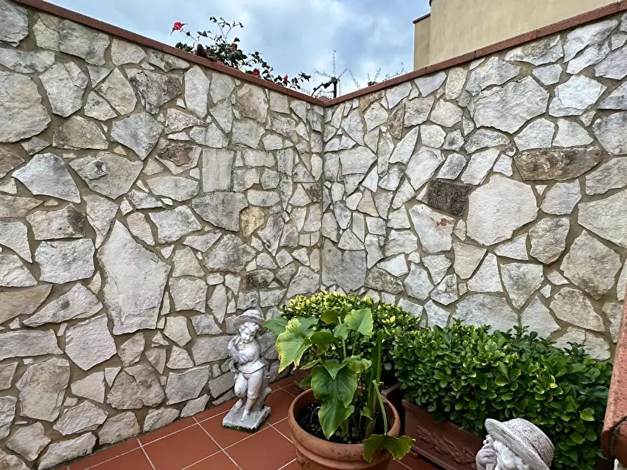 Immagine 18 di Appartamento in vendita  a Montopoli In Val D'arno