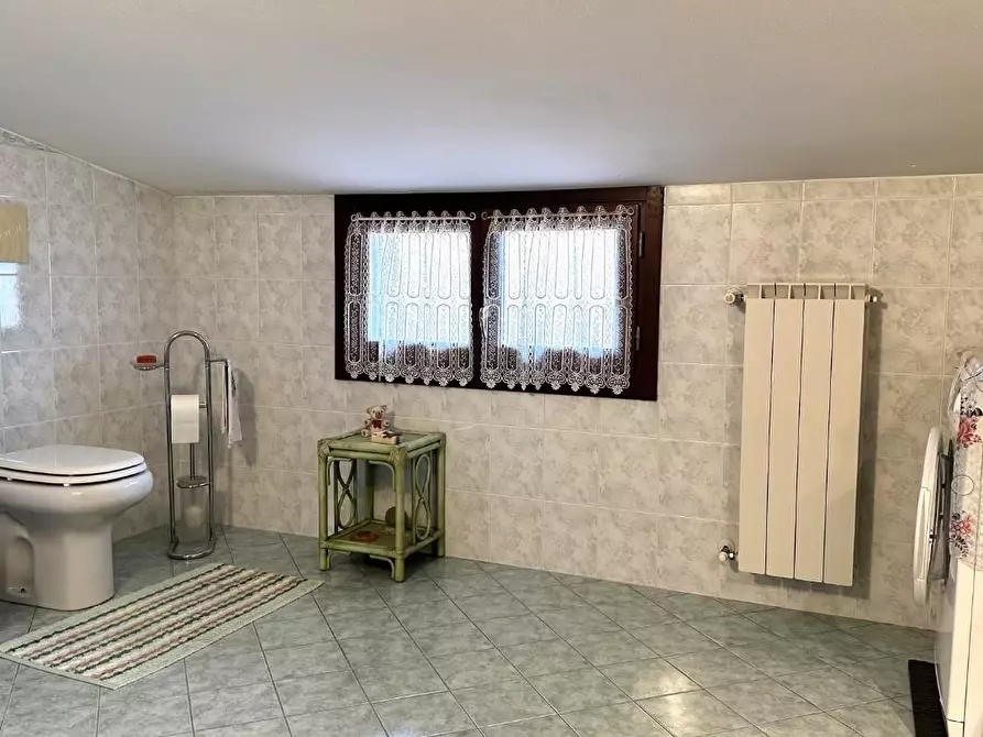 Immagine 17 di Appartamento in vendita  a Montopoli In Val D'arno