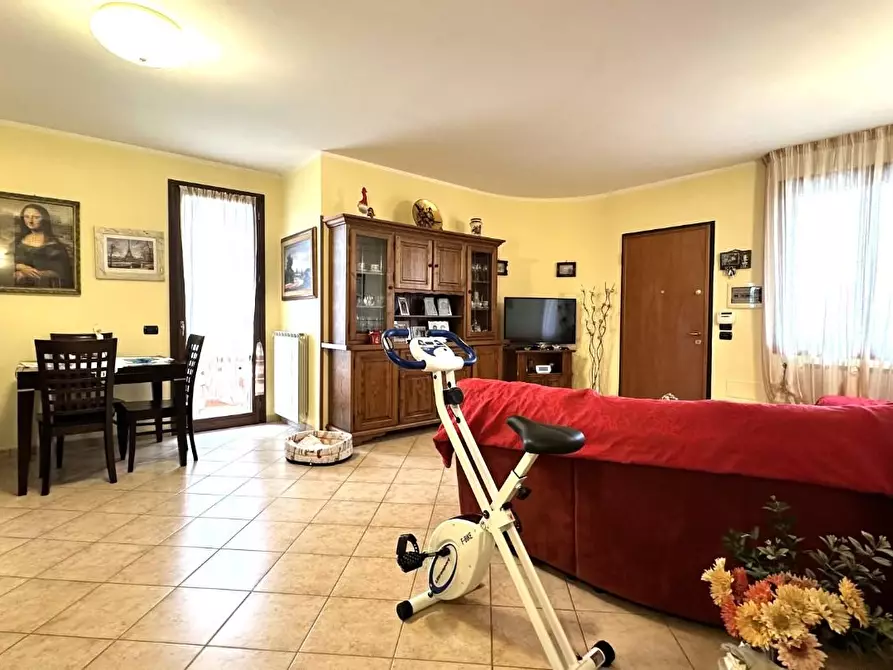 Immagine 3 di Appartamento in vendita  a Montopoli In Val D'arno