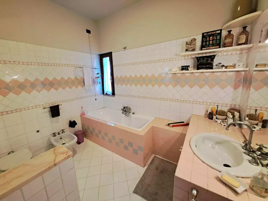 Immagine 22 di Casa bifamiliare in vendita  a Cerreto Guidi