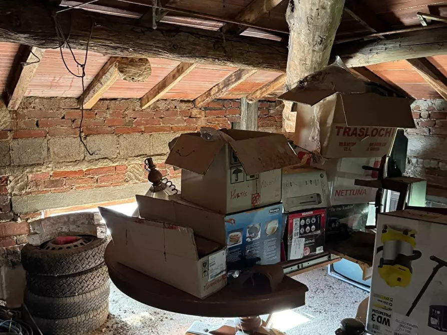 Immagine 21 di Villa in vendita  a Lucca