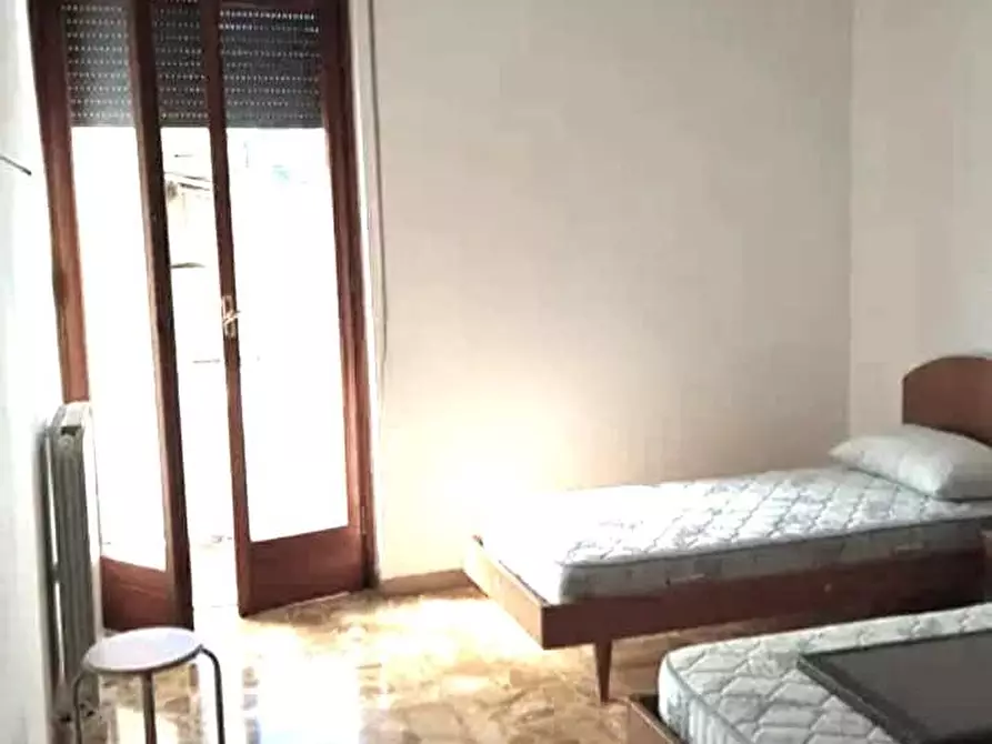 Immagine 7 di Appartamento in vendita  a Massa