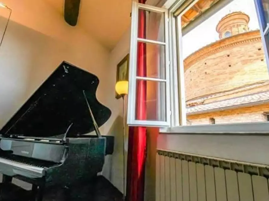 Immagine 6 di Appartamento in vendita  a Siena