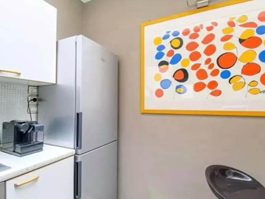 Immagine 5 di Appartamento in vendita  a Siena