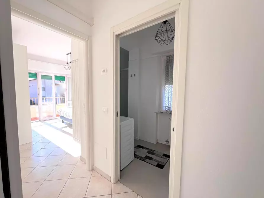 Immagine 17 di Appartamento in vendita  a Massa