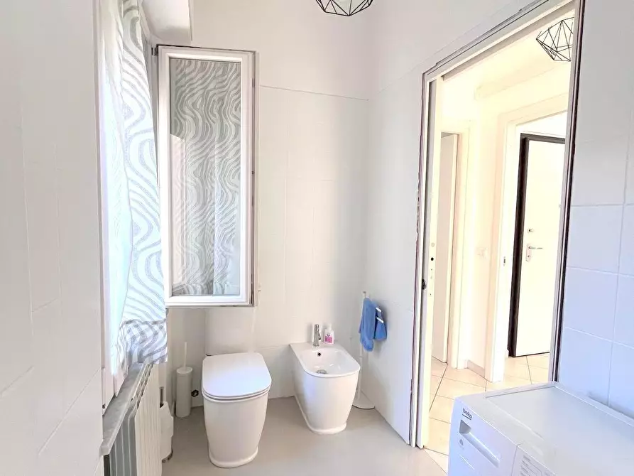 Immagine 15 di Appartamento in vendita  a Massa