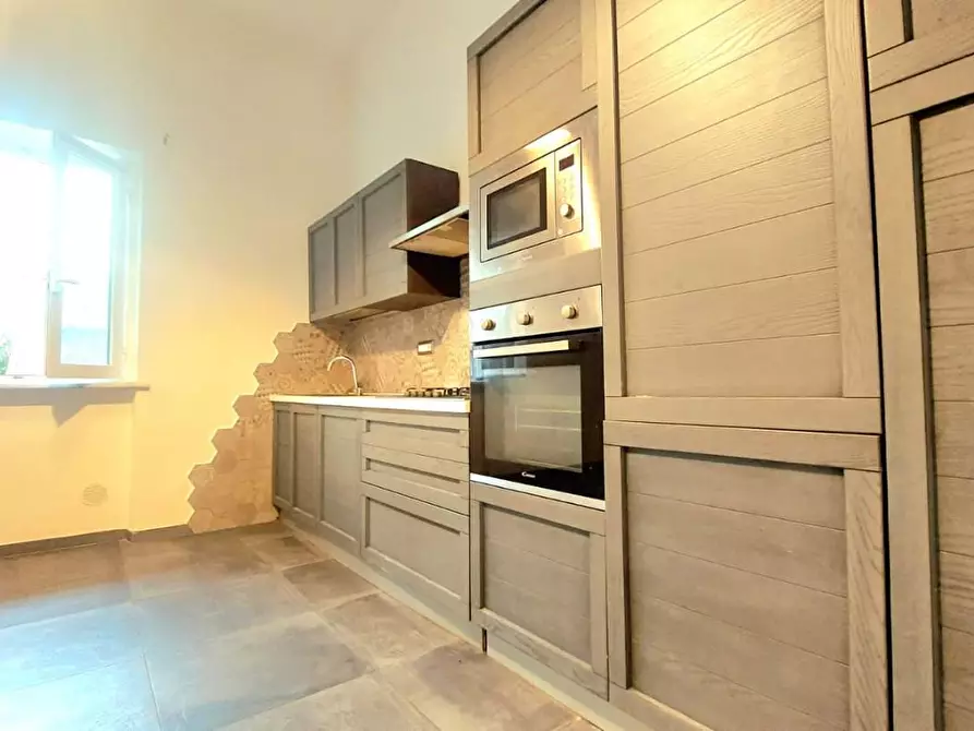 Immagine 8 di Villa in vendita  a Carrara