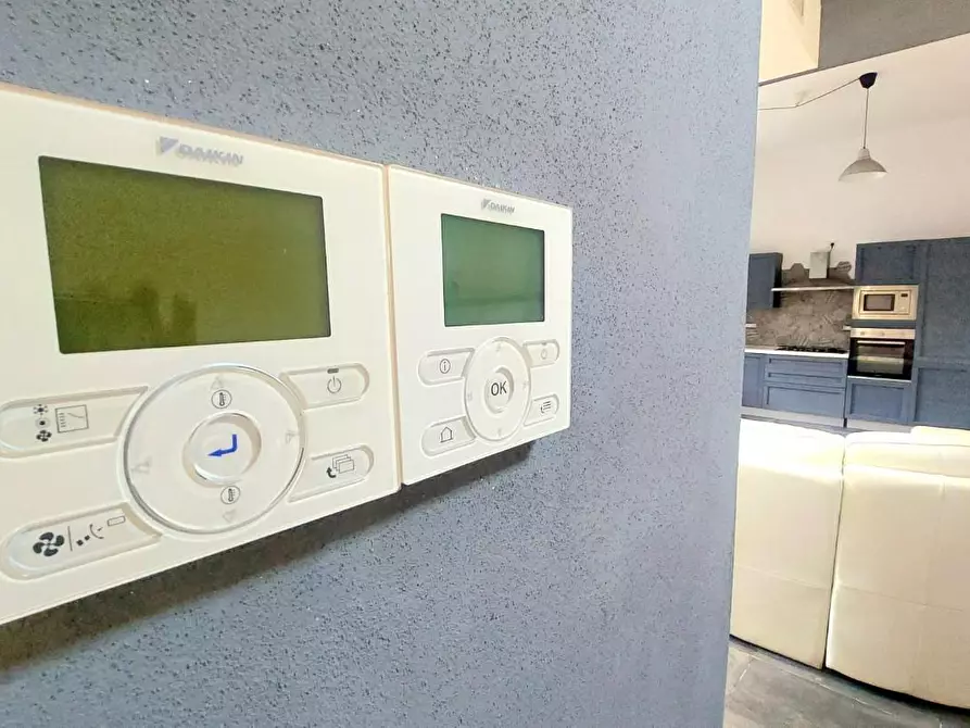 Immagine 27 di Villa in vendita  a Carrara