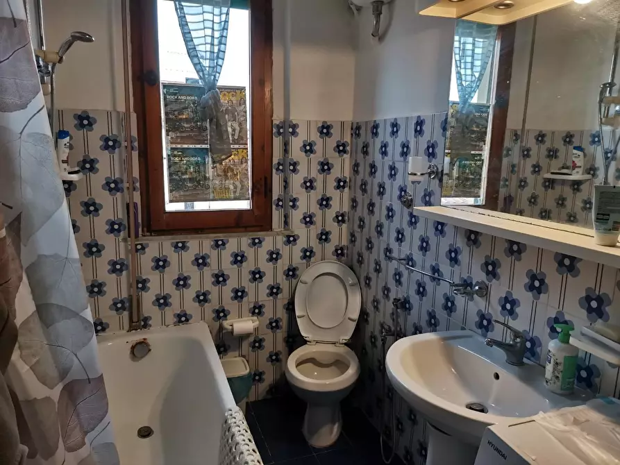 Immagine 17 di Appartamento in vendita  a Poggibonsi