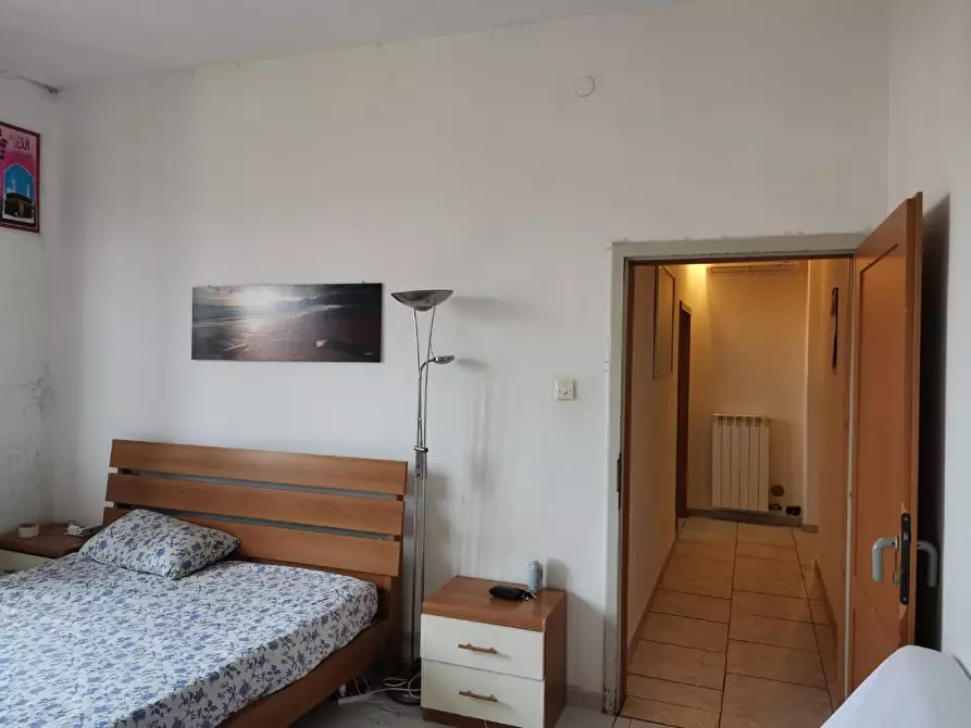 Immagine 8 di Appartamento in vendita  a Poggibonsi