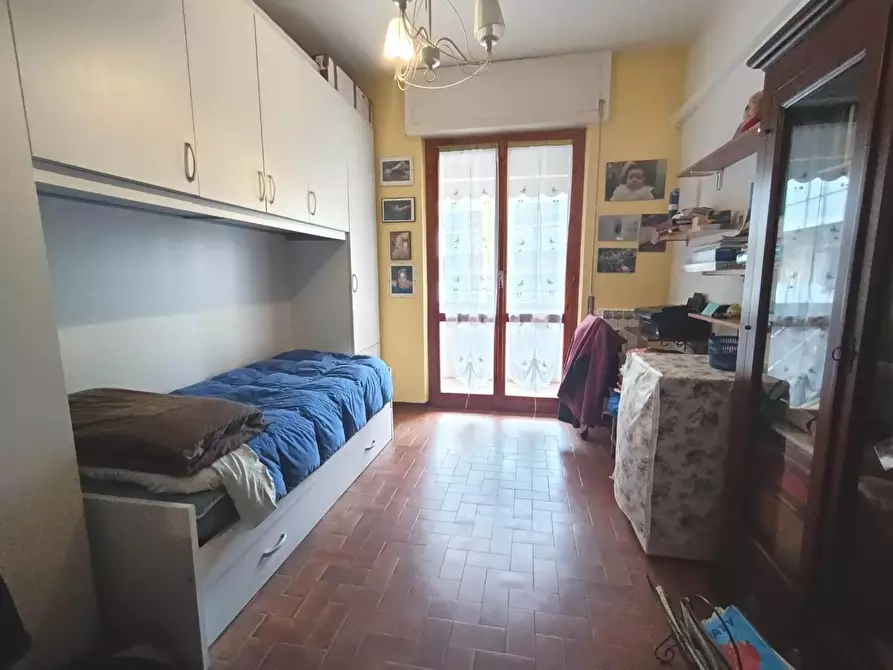 Immagine 16 di Appartamento in vendita  a Carrara