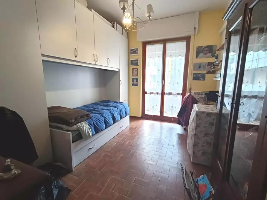 Immagine 18 di Appartamento in vendita  a Carrara