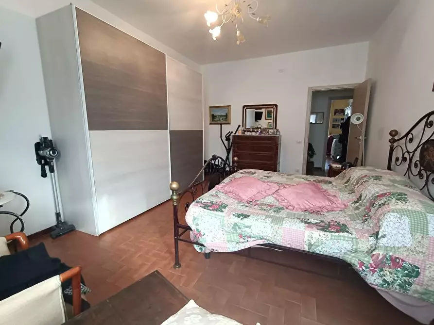Immagine 14 di Appartamento in vendita  a Carrara